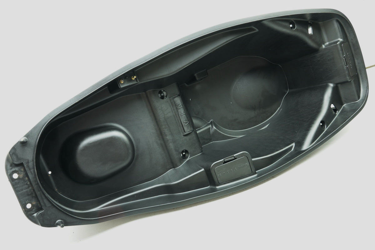KYMCO DOWNTOWN 300 i ABS RFBV200 Compartimento casco Guantera Guardabarros Trasero Carenado
