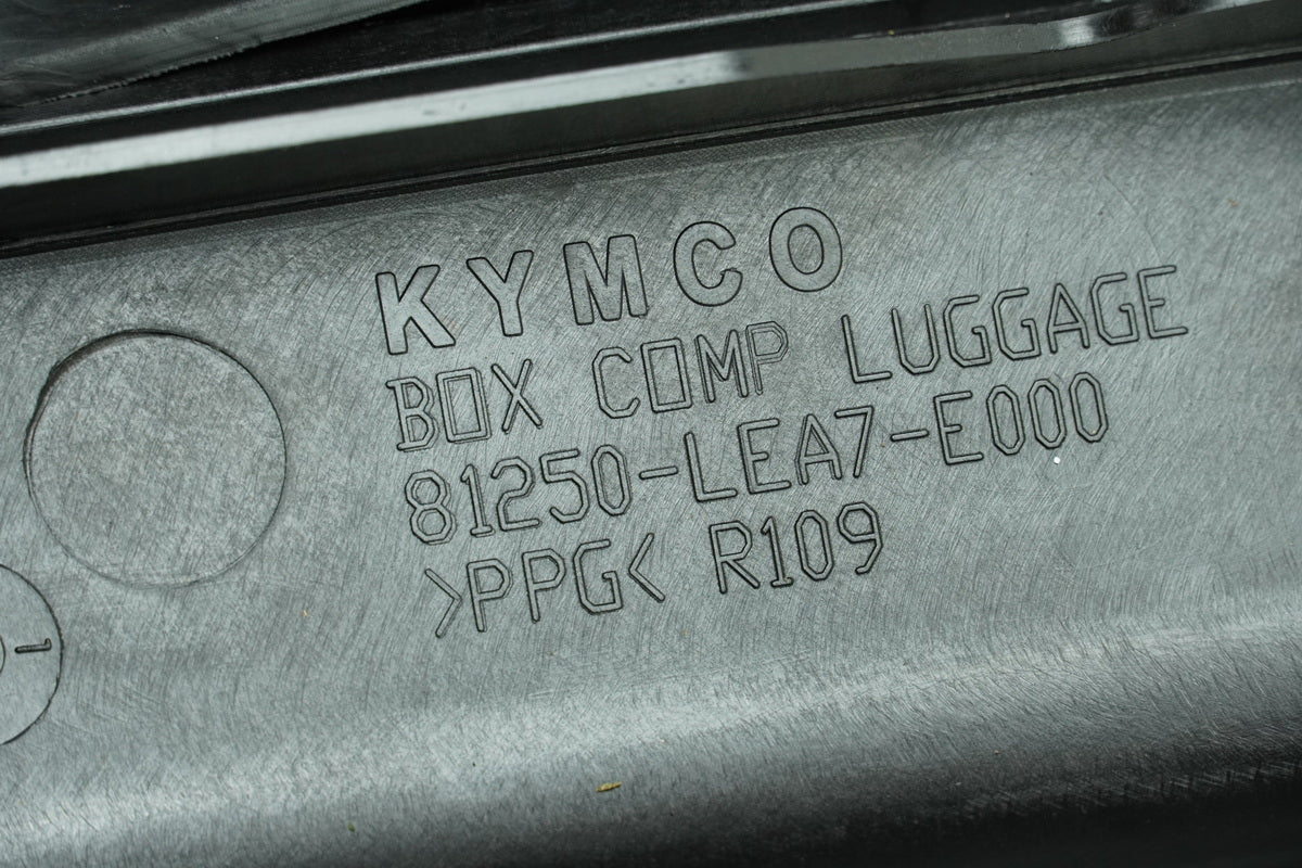 KYMCO DOWNTOWN 300 i ABS RFBV200 Compartimento casco Guantera Guardabarros Trasero Carenado