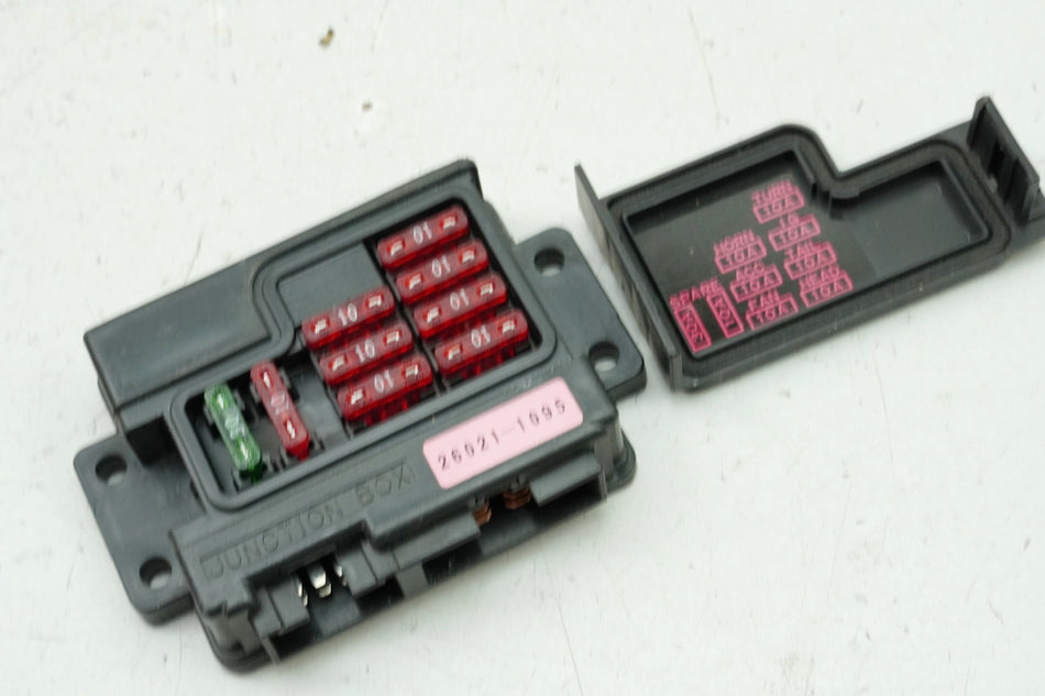 KAWASAKI ZX-7R ZX750P Sicherungskasten 3 Sicherungsbox Fuse Box für Kabel 96-03