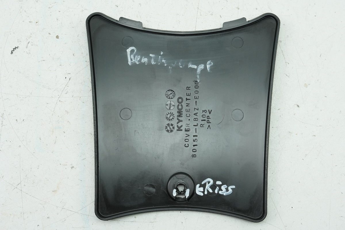 KYMCO XCiting 500 i RFBT70040 tapa bomba gasolina cubierta reposapiés