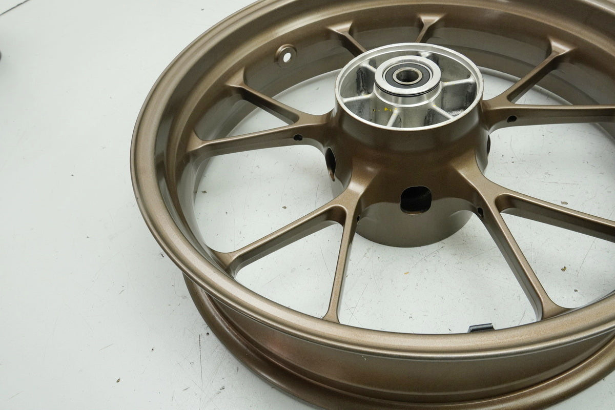 HONDA CB 125 R JC91 rear rim Enkei rear wheel J 17 x 4.00 accident-free gold