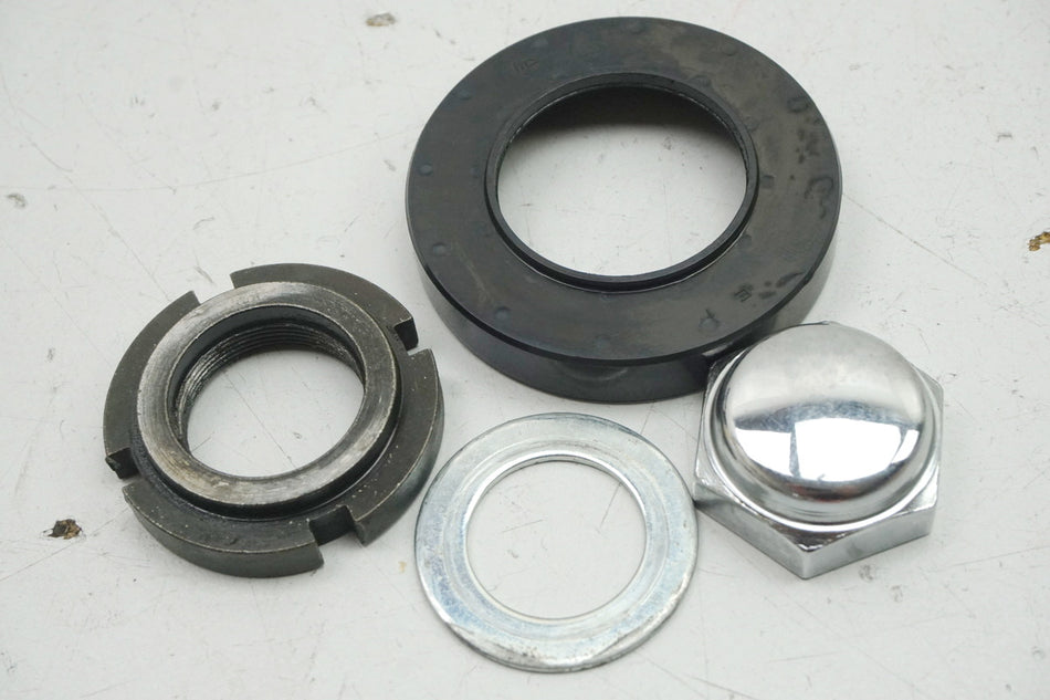 Suzuki GSX 1400 WVBN Tuerca de seguridad para tija/horquilla