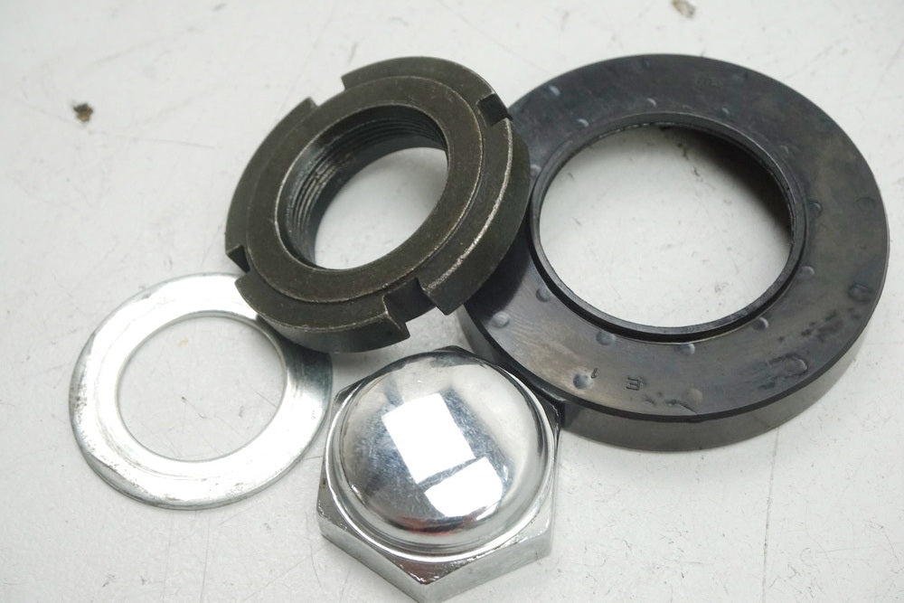 Suzuki GSX 1400 WVBN Tuerca de seguridad para tija/horquilla
