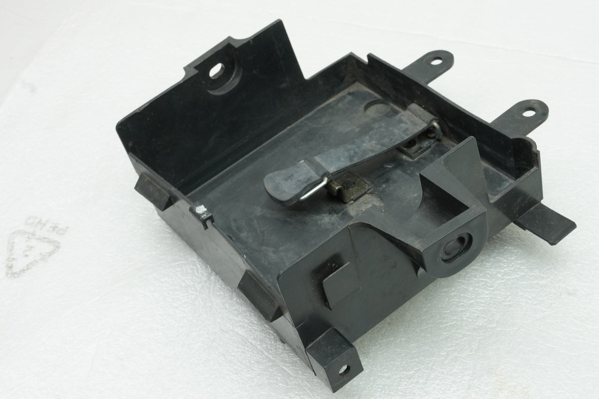 YAMAHA FJR 1300 RP04 RP08 RP11 Battery Box Holder Battery original. Battery Compartment