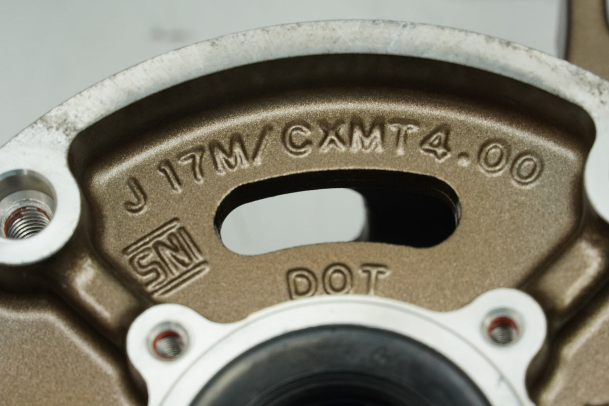 HONDA CB 125 R JC91 rear rim Enkei rear wheel J 17 x 4.00 accident-free gold