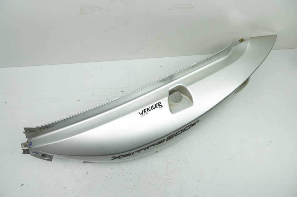KYMCO XCiting 500 i RFBT70040 Careta trasera izquierda Cubierta lateral Tapa