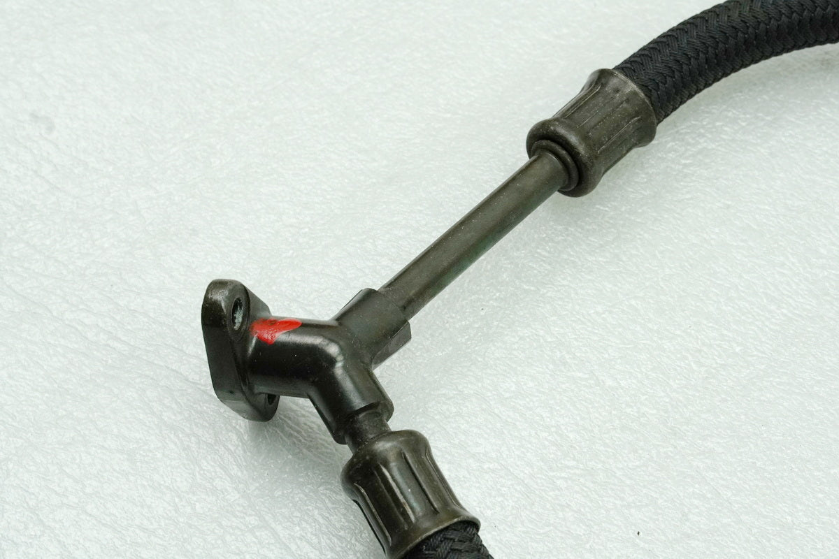 SUZUKI GSF 600 BANDIT GN77A B Oil Line Engine Oil Hose to Valve Cover