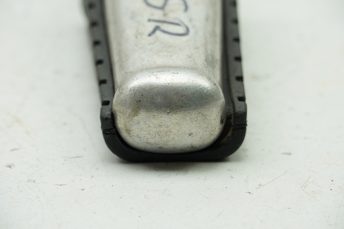 YAMAHA XV 750 4PW VIRAGO Passenger Footrest Rear Right