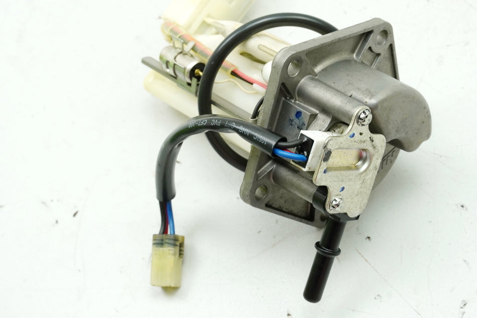 KAWASAKI NINJA 250 R EX250K Bomba de gasolina Bomba de combustible Fuel Pump 17135 km
