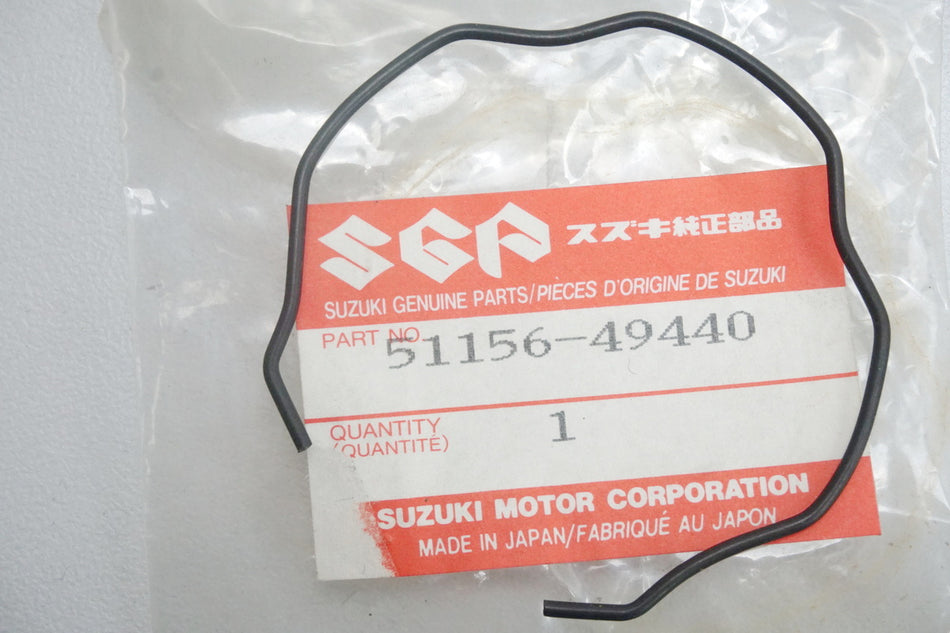 Suzuki Circlip Damper Fork Tube Outer Tube original 51156-49440 AN - NEW