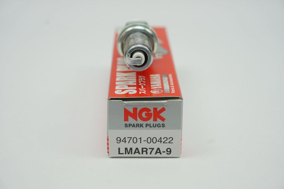 Bujía Yamaha NGK - LMAR7A-9 para Yamaha KTM Husqvarna - NUEVO