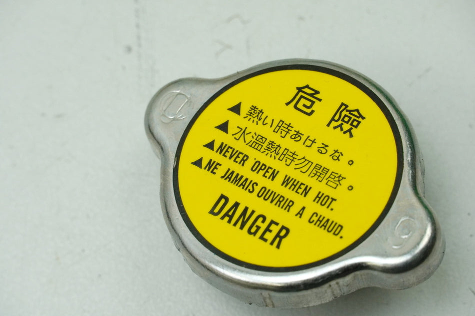 KYMCO DOWNTOWN 300 i ABS RFBV200 Radiator Cap Filler Neck Cover
