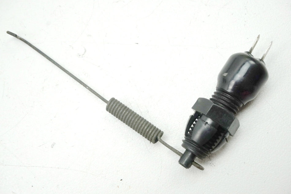Suzuki GSX 1400 WVBN Interruptor de luz de freno trasero