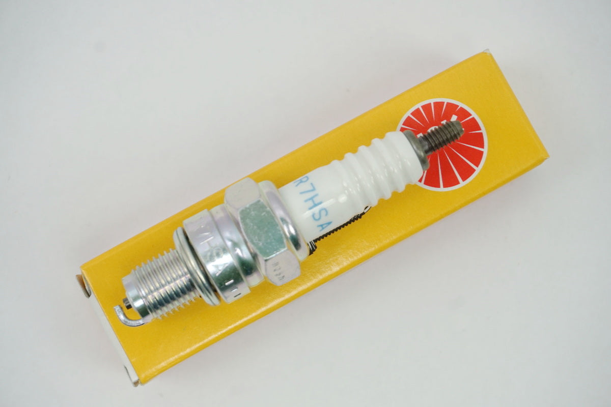 Spark Plug NGK - CR7HSA for Honda Kymco Kawasaki MZ MUZ Suzuki Yamaha - NEW