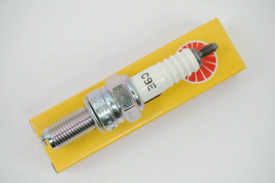 Zündkerze NGK - C9E 7499 - NEU
