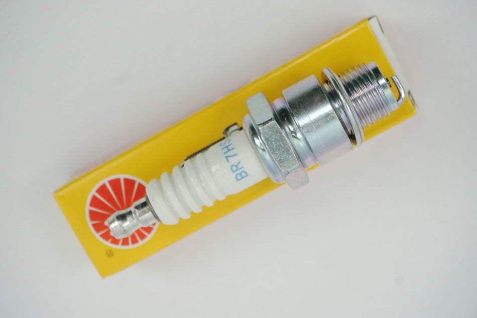 Bujía NGK - BR7HS para Aprilia Honda KTM MZ Peugeot Suzuki Yamaha - NUEVO