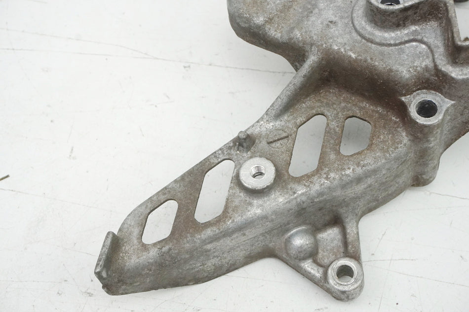 Suzuki GSX 1400 WVBN Soporte cilindro maestro embrague sensor presión carcasa soporte