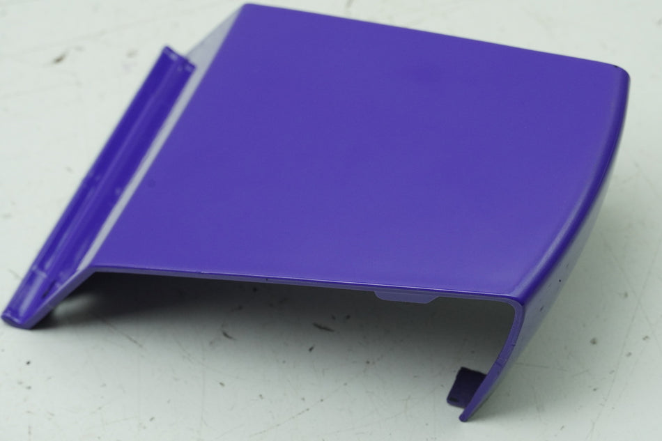KAWASAKI ZX-7R ZX750P N Verkleidung Heck mitte Abdeckung Cover Blende 96-03