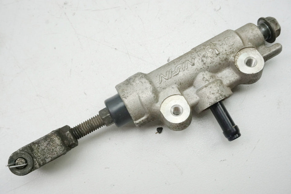Suzuki GSX 1400 WVBN Cilindro de freno trasero Bomba de freno Cilindro de freno de pie