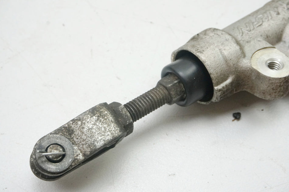Suzuki GSX 1400 WVBN Cilindro de freno trasero Bomba de freno Cilindro de freno de pie