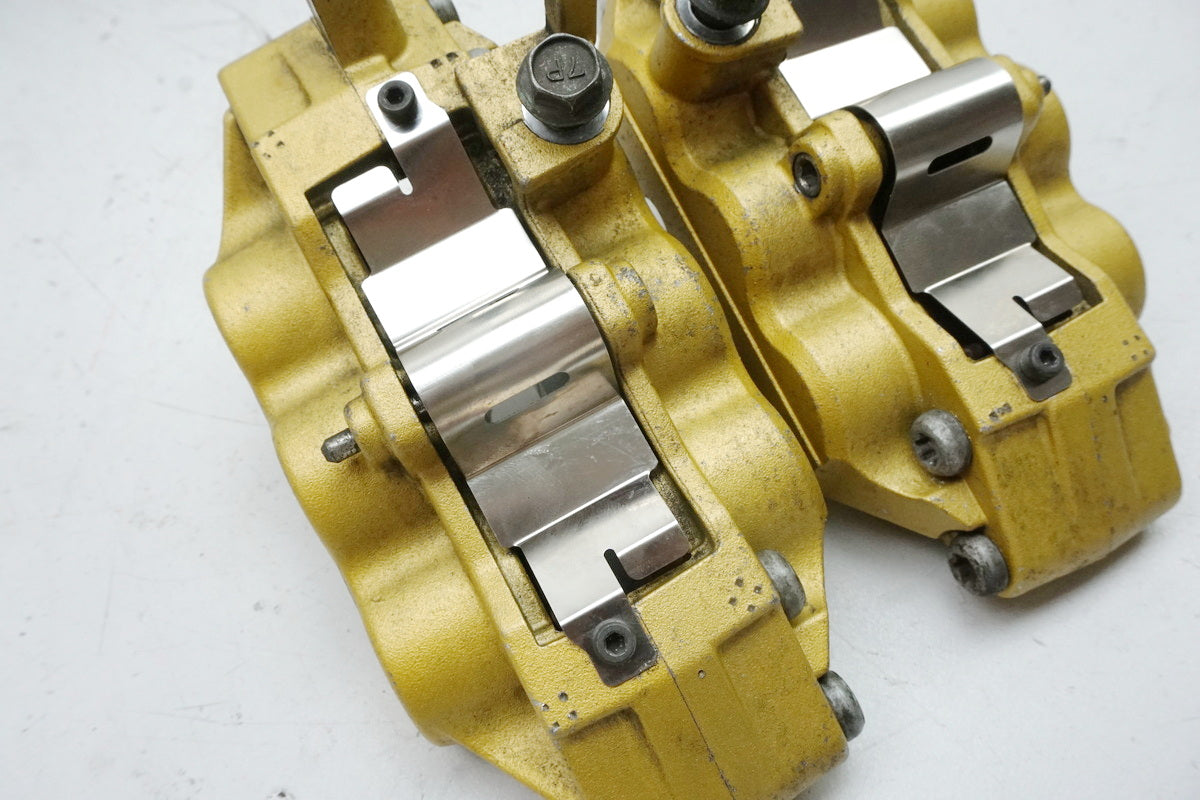 Suzuki GSX 1400 WVBN Bremssattel vorn Paar 6 Kolben gold Brake Caliper