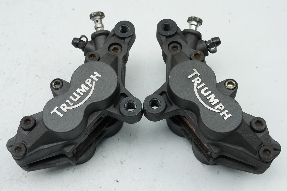 TRIUMPH SPEED TRIPLE 955 i 595 N Bremssattel vorn Paar Bremszange Brake Caliper