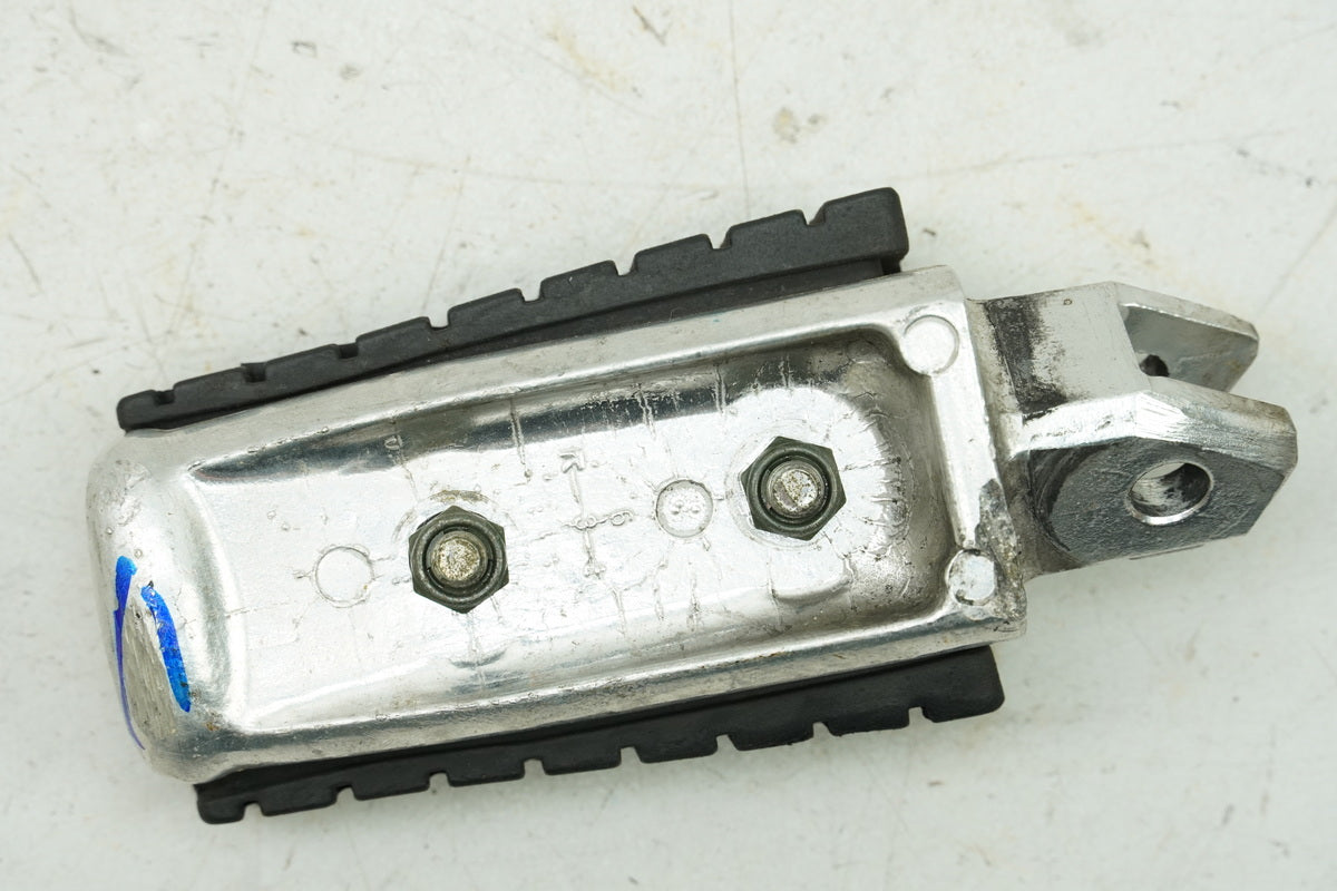 YAMAHA XV 750 4PW VIRAGO Footpeg Rider right front Footrest