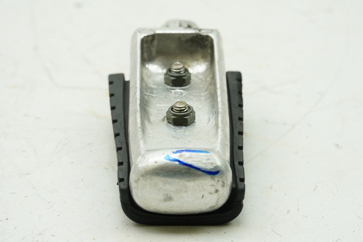 YAMAHA XV 750 4PW VIRAGO Footpeg Rider right front Footrest