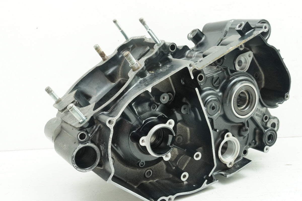 SUZUKI RG 125 NF12B GAMMA Motorgehäuse Motorblock Kurbelgehäuse (für Motor)