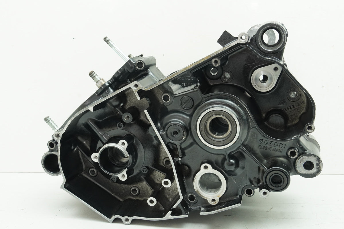 SUZUKI RG 125 NF12B GAMMA Motorgehäuse Motorblock Kurbelgehäuse (für Motor)