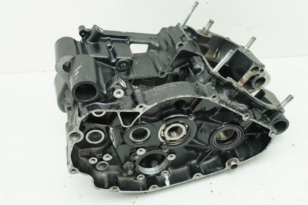 SUZUKI RG 125 NF12B GAMMA Motorgehäuse Motorblock Kurbelgehäuse (für Motor)