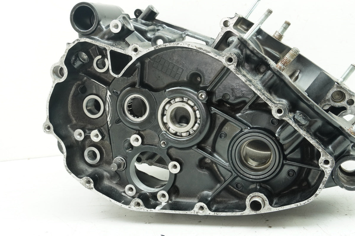 SUZUKI RG 125 NF12B GAMMA Motorgehäuse Motorblock Kurbelgehäuse (für Motor)