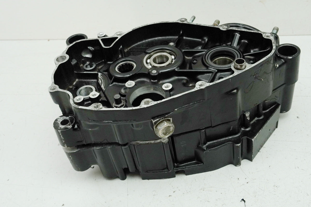 SUZUKI RG 125 NF12B GAMMA Motorgehäuse Motorblock Kurbelgehäuse (für Motor)