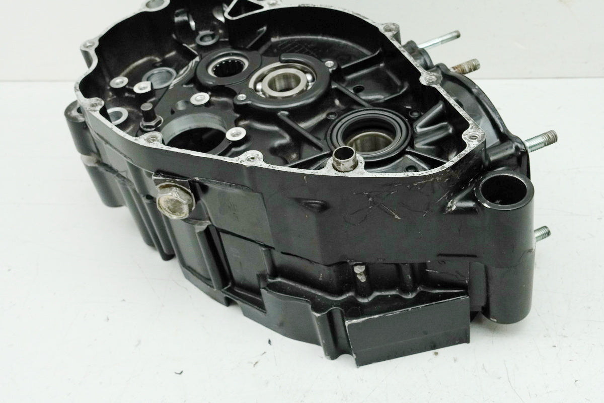 SUZUKI RG 125 NF12B GAMMA Motorgehäuse Motorblock Kurbelgehäuse (für Motor)