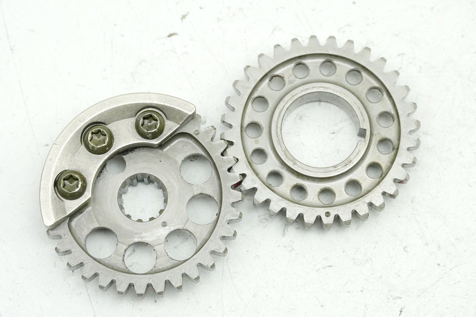 YAMAHA YZ 426 F 5BE Engranaje de transmisión del eje equilibrador/bomba de agua -> cigüeñal