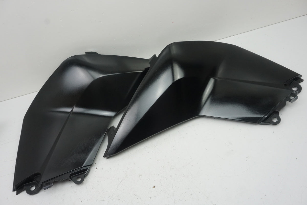 KTM DUKE 125 A3 Fairing Tank Left & Right Tank Cover Side Panel