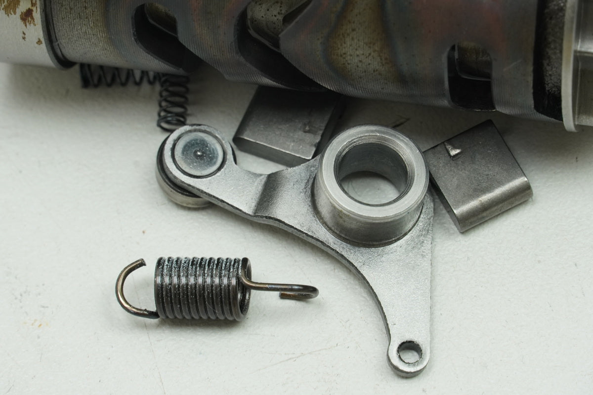 SUZUKI RG 125 NF12B GAMMA Schaltwalze Schaltnocken (für Getriebe Motor)
