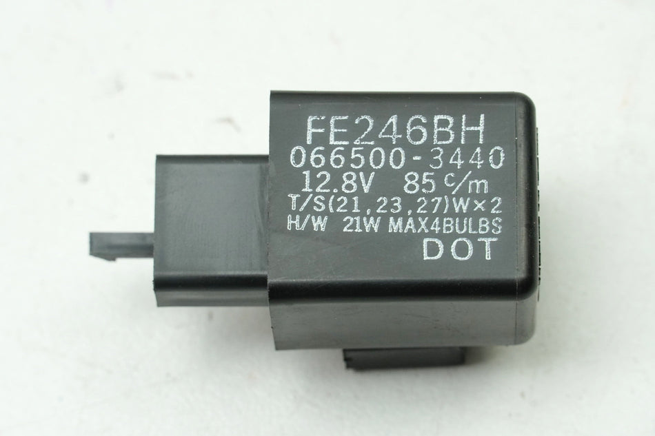 KAWASAKI ZX-7R ZX750P N Relé intermitente Intermitente Relé de intermitencia FE246BH 96-03