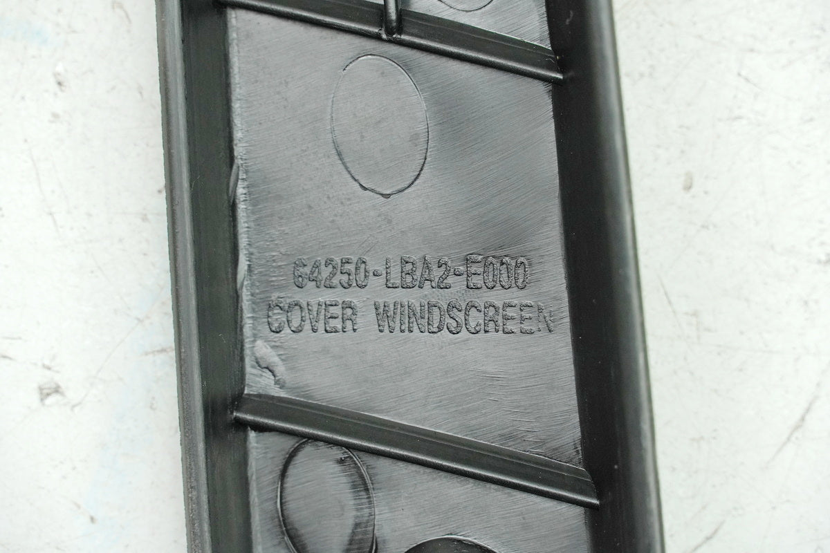 KYMCO XCiting 500 i RFBT70040 Halterung Windschild Abdeckung Verkleidungsscheibe