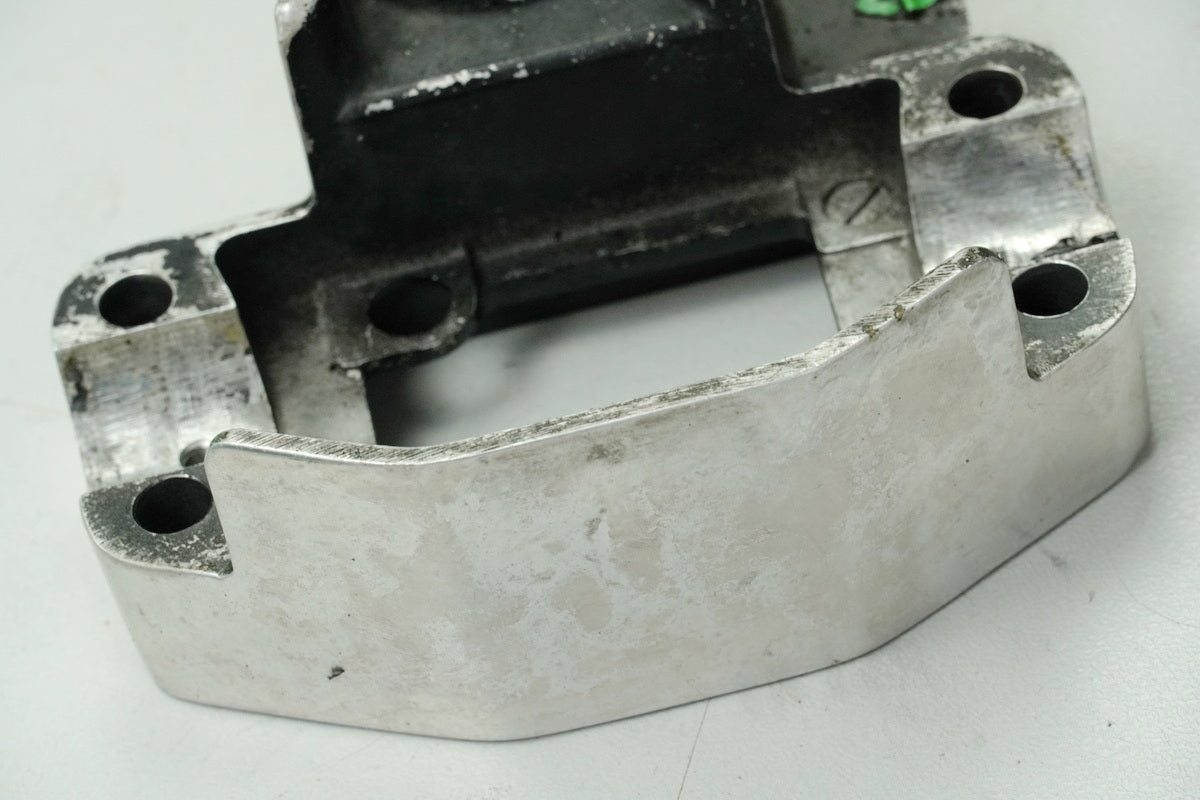 HONDA GL 500 PC02 SILVER WING Upper Handlebar Mount Riser Fuses Housing
