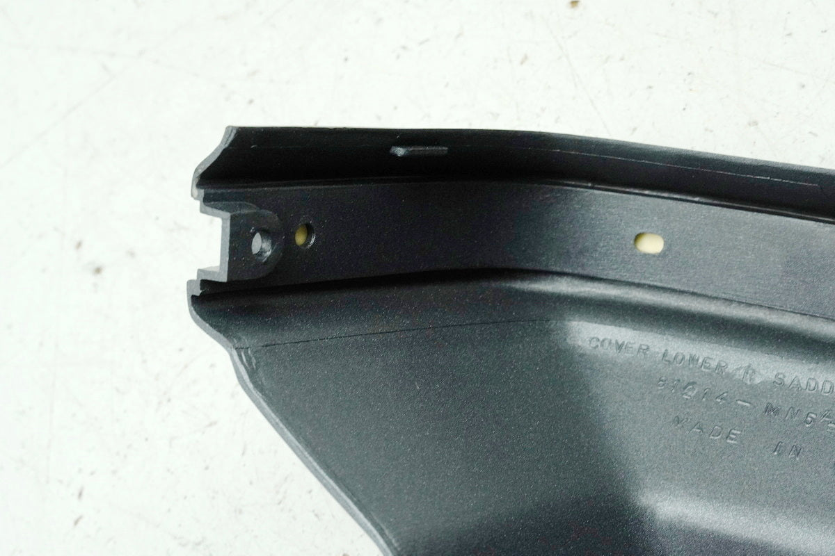 HONDA GL 1500 SC22 GOLDWING Fairing Right Rear Corner Case Cover