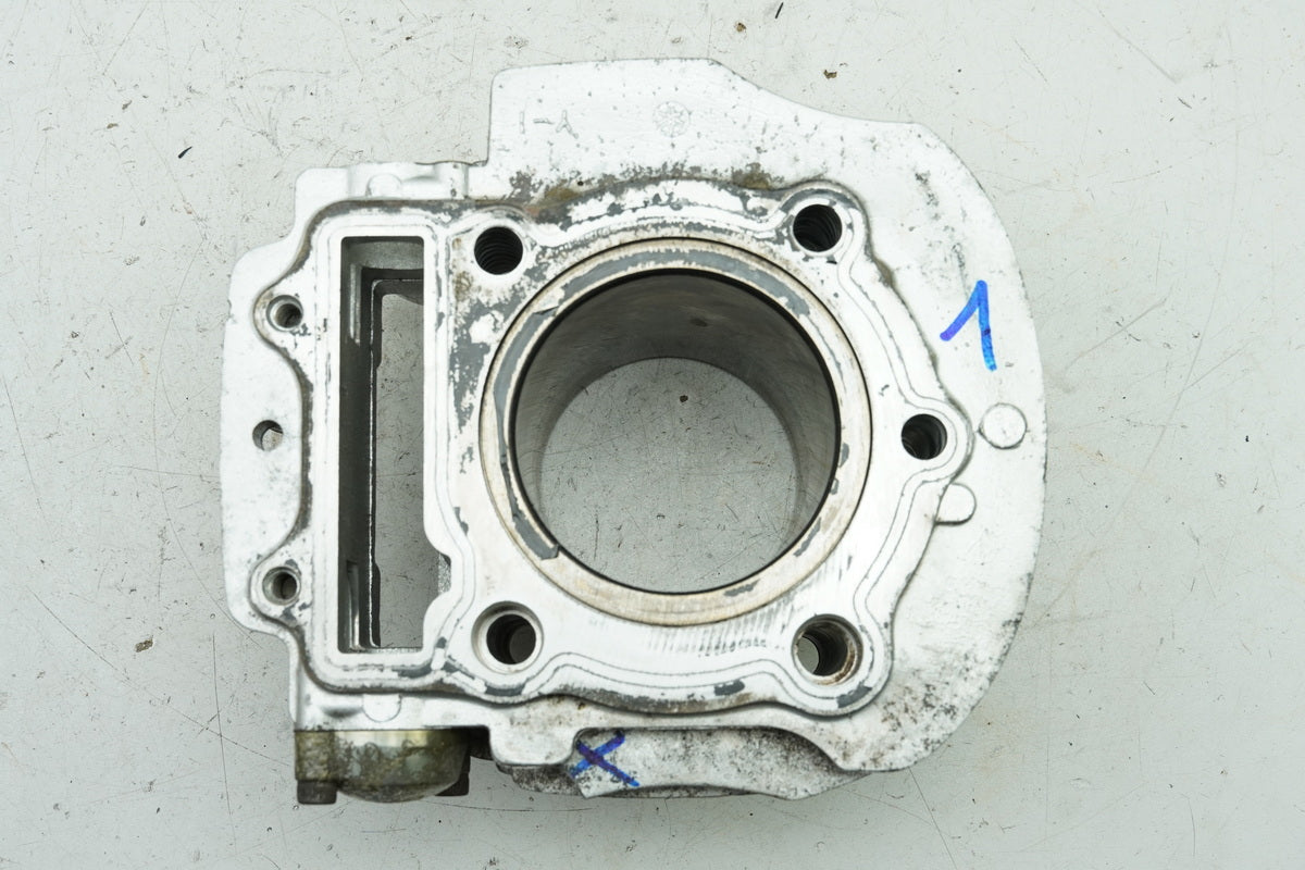 YAMAHA XV 750 4PW VIRAGO Front cylinder (for engine)