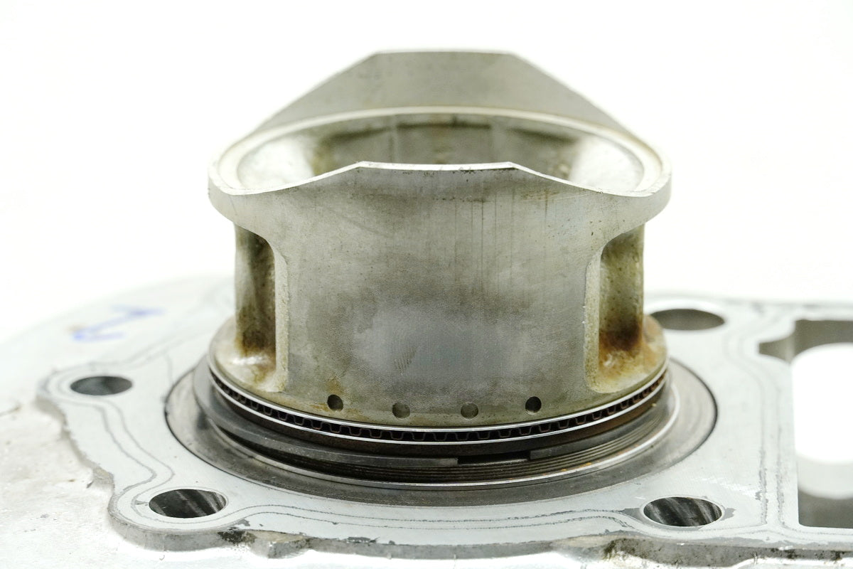 YAMAHA XV 750 4PW VIRAGO Rear Cylinder & Piston (for Engine)