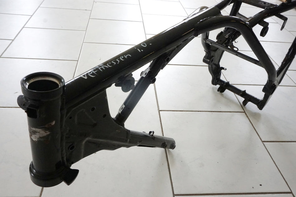 SUZUKI GZ 125 MARAUDER chasis y documentación permiso de circulación protocolo de medición