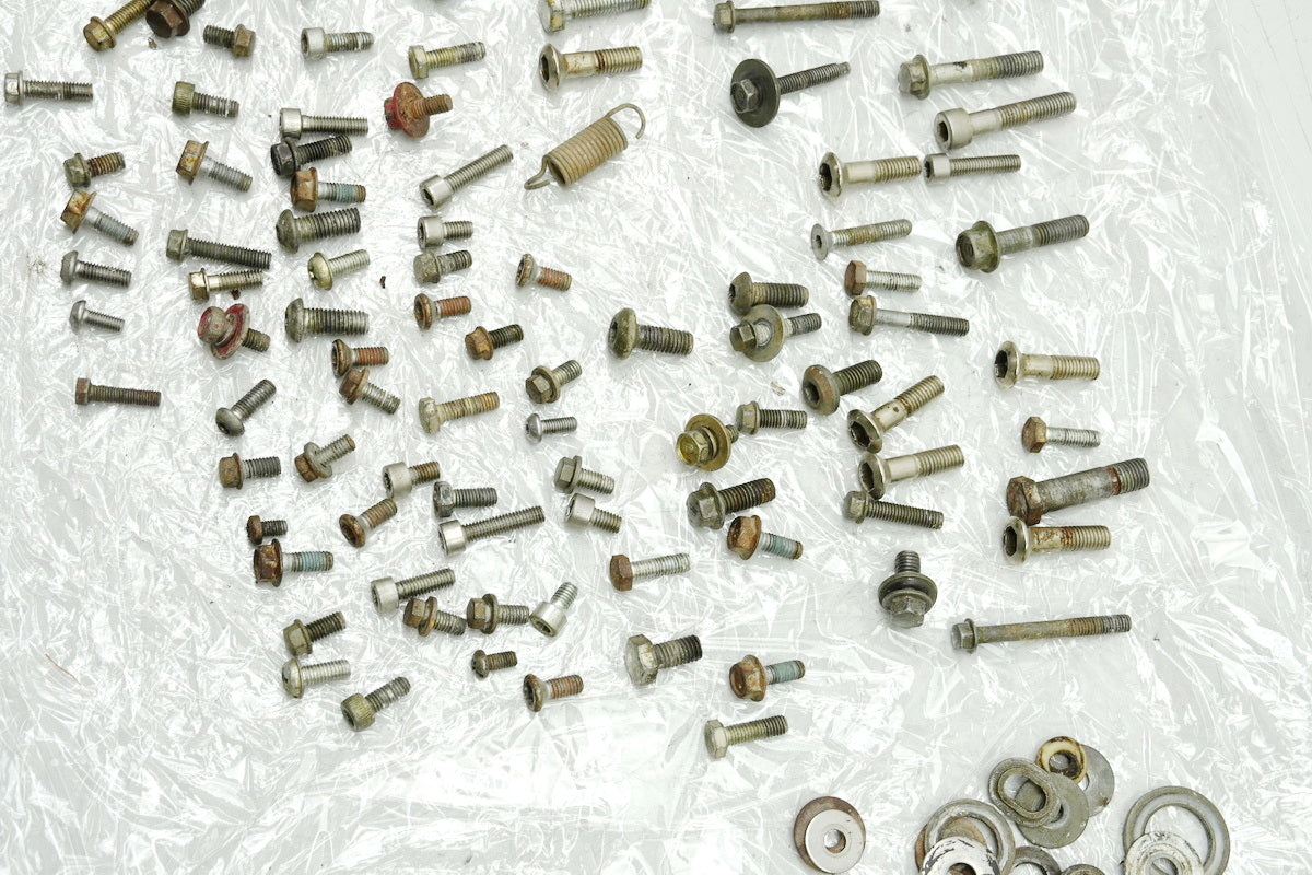 YAMAHA YZ 426 F 5BE Screws & Small Parts