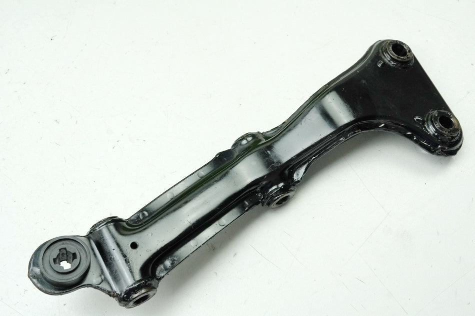 HONDA GL 500 PC02 SILVER WING Engine Mount Right Bracket Engine Strut Plate