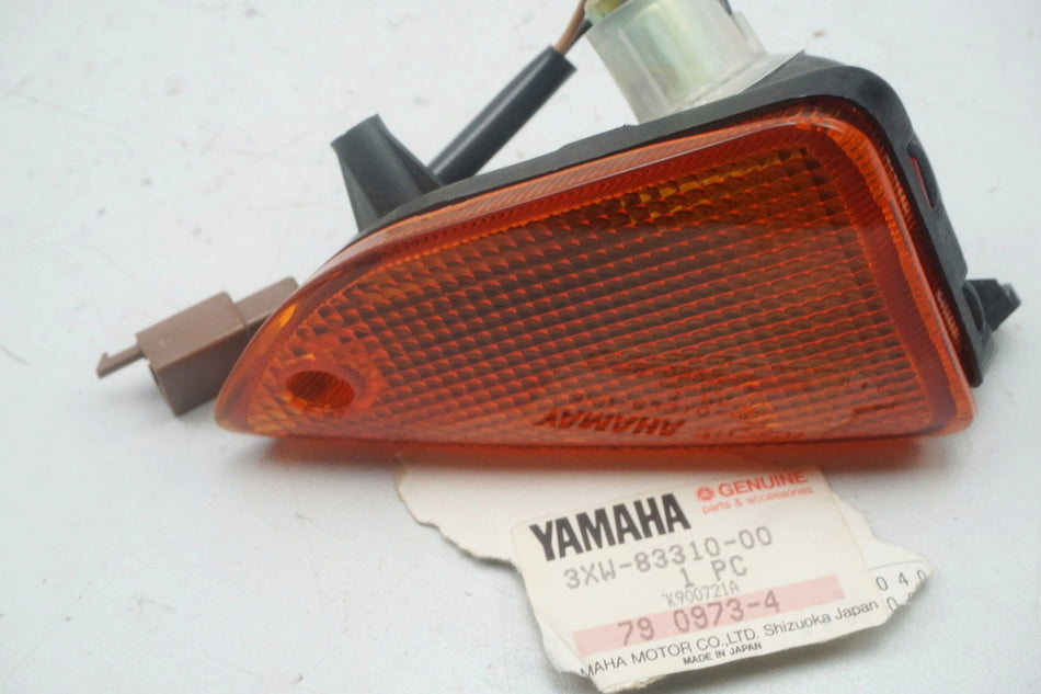 Yamaha Blinker links vorn Turn Signal original 3XW-83310-00 FJ1200 - NEU