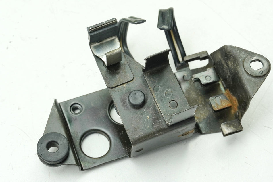 HONDA GL 500 PC02 SILVER WING Bracket II Voltage Regulator Holding Plate Regulator Carrier