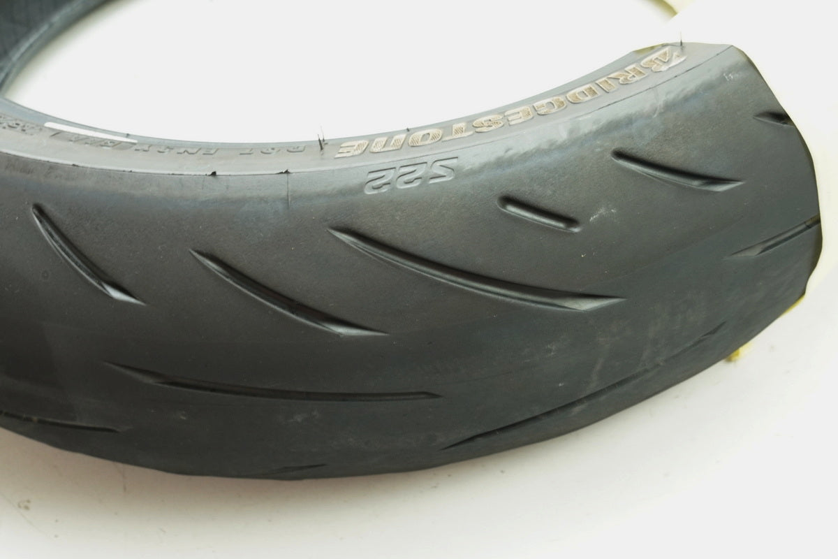 Bridgestone Battlax Hypersport S22R 160/ 60 ZR 17 (69W) Neumático trasero