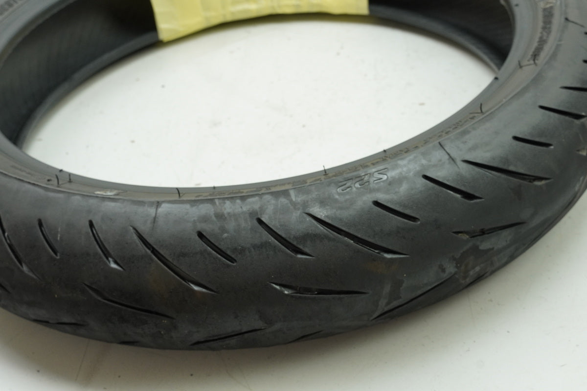 Bridgestone Battlax Hypersport S22 Delantero 120/ 70 ZR 17 (58W) Neumático Rueda Delantera